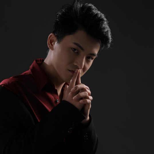 李建辉
